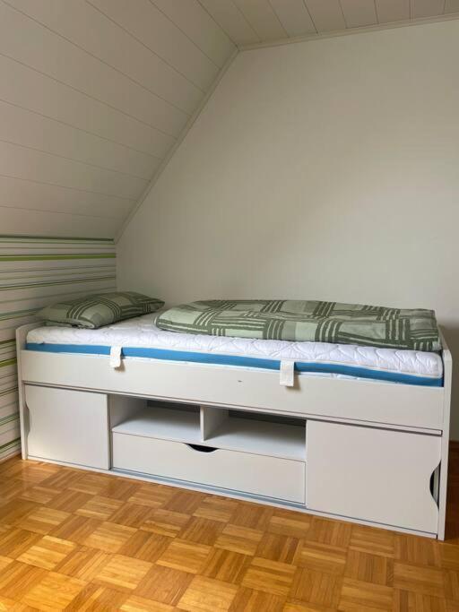 Maisonette Apartment Family & Business Naehe Heidelberg I Kueche I 6 Schlafplaetze Sinsheim Bagian luar foto
